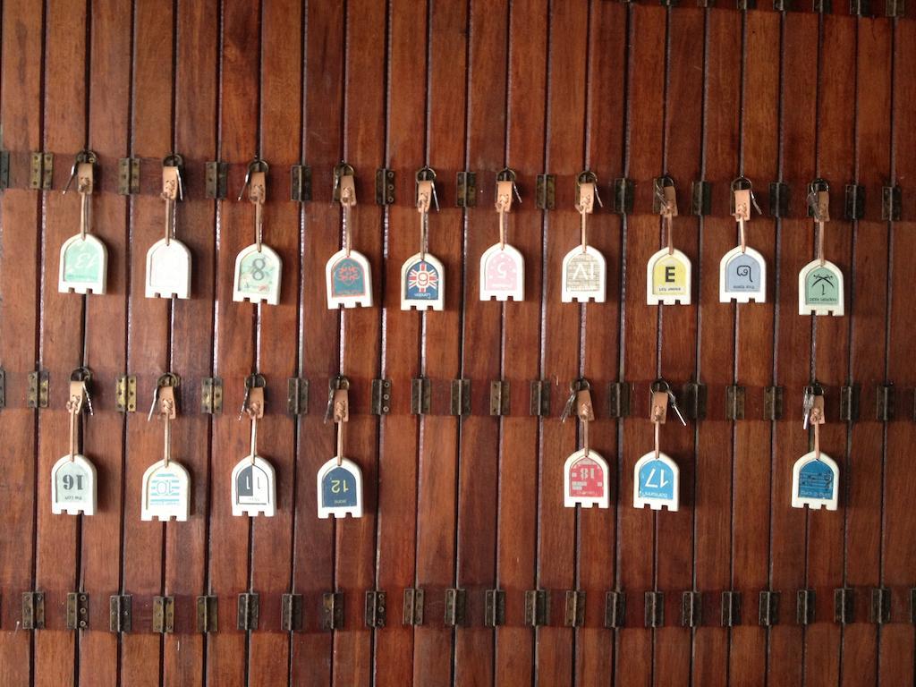 Hotel De Sea Almond Chumphon Exterior foto