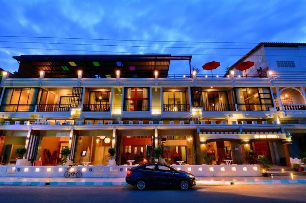 Hotel De Sea Almond Chumphon Exterior foto
